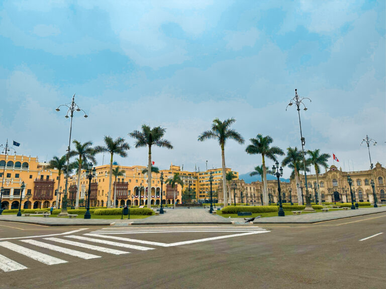 lima-plaza de armas