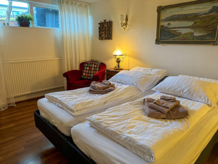 mosfellsbaer airbnb