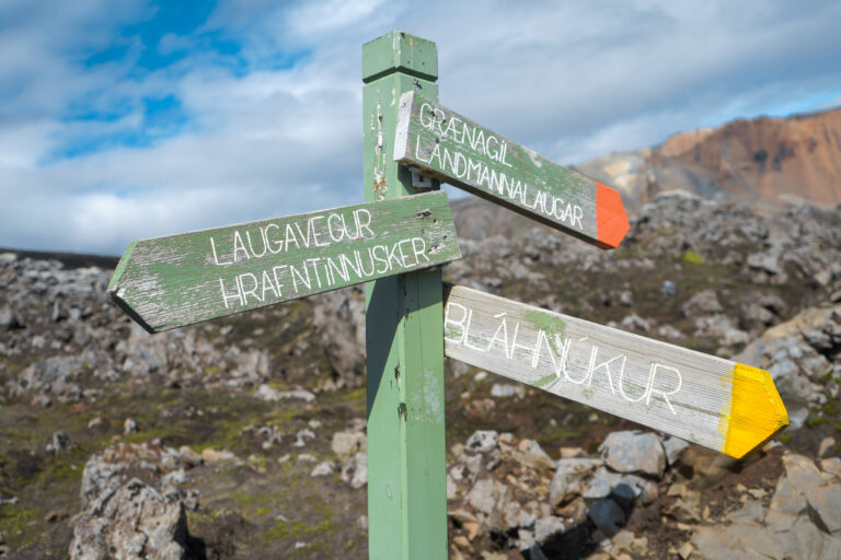 landmannalaugar road sign