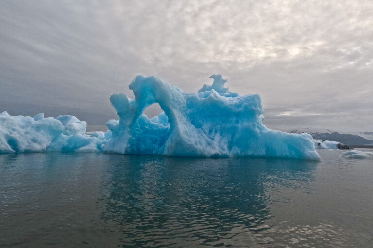 jokulsarlon kayak tour