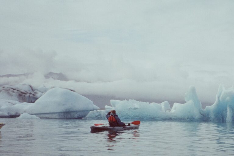 jokulsarlon kayak tour