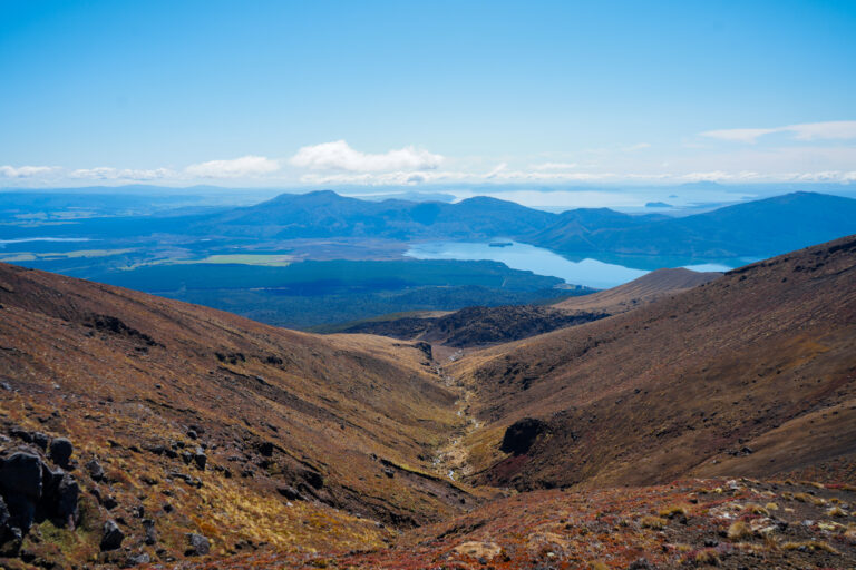 Tongariro crossing lake Taupo