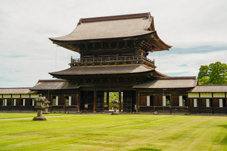 瑞龍寺